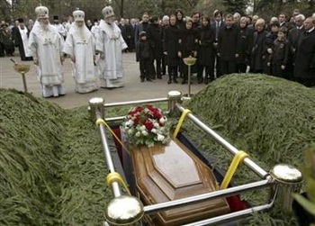 Cựu tổng thống Boris Yeltsin đã được an táng - 9