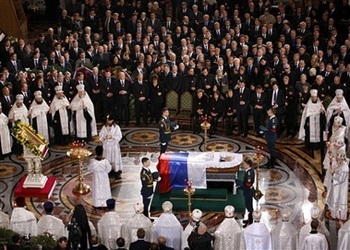 Cựu tổng thống Boris Yeltsin đã được an táng - 1