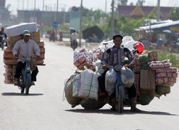 Những “diễn viên” đường phố - 1