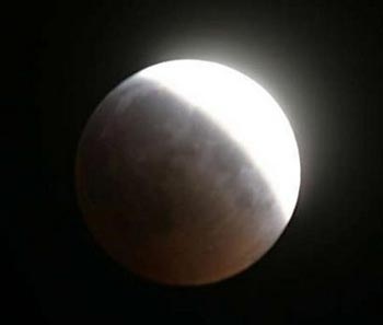 Chùm ảnh nguyệt thực toàn phần - 3 Chùm ảnh nguyệt thực toàn phần - 3