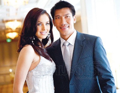 Chiêm ngưỡng bộ ảnh cưới của Hoa hậu Hoàn vũ - 9 Chiêm ngưỡng bộ ảnh cưới của Hoa hậu Hoàn vũ - 9