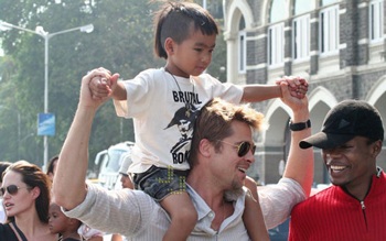 Madonna phỉ báng Brad Pitt và Angelina Jolie - 5 Madonna phỉ báng Brad Pitt và Angelina Jolie - 5