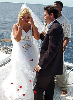 Con vừa chết, Anna Nicole Smith lấy chồng! - 5 Con vừa chết, Anna Nicole Smith lấy chồng! - 5