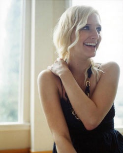 Ashlee: "Tôi sexy hơn Jessica Simpson" - 2