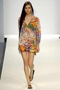 Ben de Lisi mang vẻ đẹp quyến rũ đến cho bạn - 3