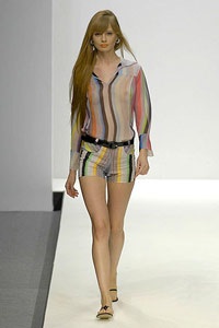 Ben de Lisi mang vẻ đẹp quyến rũ đến cho bạn - 9