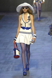 Blugirl: Vẻ đẹp đa phong cách - 12