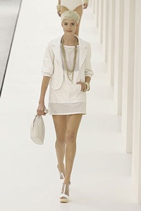 Chanel: Vẻ sành điệu mang thương hiệu Pháp - 6