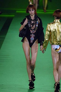 Christian Lacroix: Những con manơkanh xinh đẹp - 19 Christian Lacroix: Những con manơkanh xinh đẹp - 19