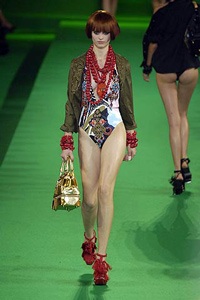 Christian Lacroix: Những con manơkanh xinh đẹp - 21 Christian Lacroix: Những con manơkanh xinh đẹp - 21