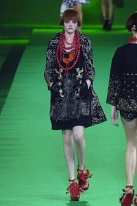 Christian Lacroix: Những con manơkanh xinh đẹp - 3 Christian Lacroix: Những con manơkanh xinh đẹp - 3