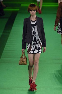 Christian Lacroix: Những con manơkanh xinh đẹp - 8 Christian Lacroix: Những con manơkanh xinh đẹp - 8