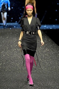 D&G: Nét phá cách gợi cảm - 15