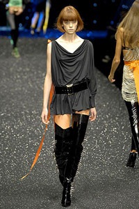 D&G: Nét phá cách gợi cảm - 18