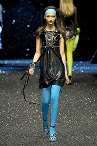 D&G: Nét phá cách gợi cảm - 2