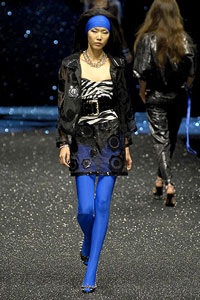 D&G: Nét phá cách gợi cảm - 3