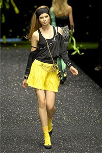 D&G: Nét phá cách gợi cảm - 8