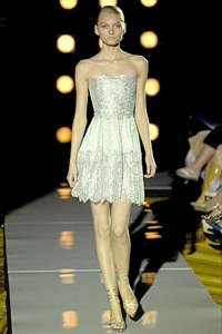 Douglas Hannant: Dịu dàng - 19