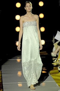 Douglas Hannant: Dịu dàng - 20