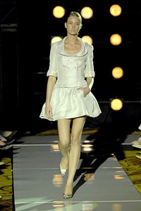 Douglas Hannant: Dịu dàng - 9