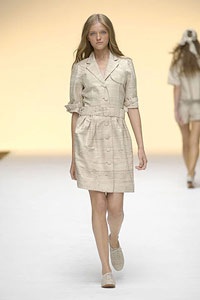 Emma Cook: Một vẻ đẹp nữ tính - 15