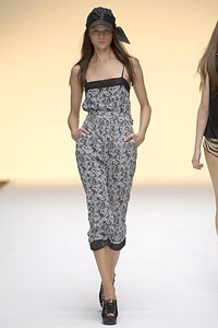 Emma Cook: Một vẻ đẹp nữ tính - 8