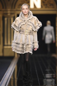 Hãy để trang phục "nói" lên điều bạn muốn! - 7