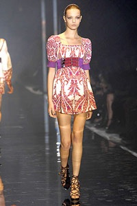 Gucci - Thương hiệu của những người sành điệu - 10