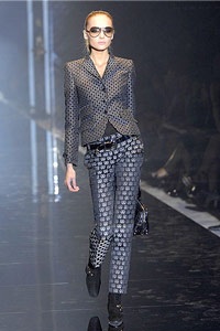 Gucci - Thương hiệu của những người sành điệu - 14