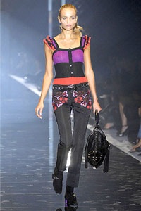 Gucci - Thương hiệu của những người sành điệu - 5