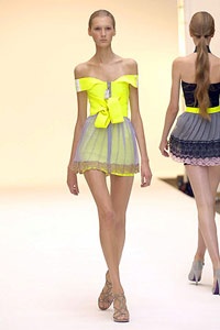 Christopher Kane: Những sắc màu quyến rũ - 15