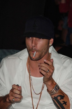 Britney muốn Sutton lên ảnh đẹp như Suri Cruise  - 2