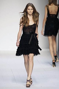 La Perla: Vẻ đẹp dịu dàng và bay bổng - 14