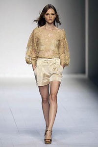 La Perla: Vẻ đẹp dịu dàng và bay bổng - 2