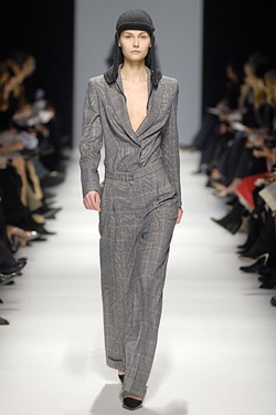 Những cô nàng lạnh lùng đầy bí hiểm - 10