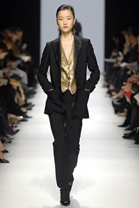 Những cô nàng lạnh lùng đầy bí hiểm - 17