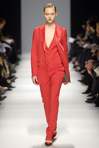 Những cô nàng lạnh lùng đầy bí hiểm - 24