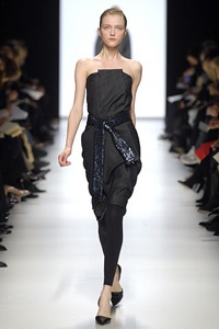 Những cô nàng lạnh lùng đầy bí hiểm - 4