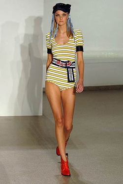 Miss Sixty: Một phong cách ngổ ngáo - 10