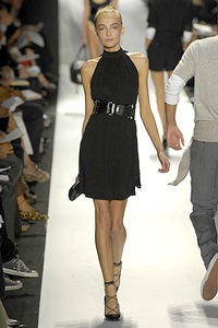 Micheal Kors: Sức hút mang phong cách sexy - 23