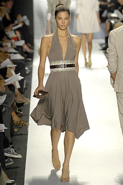 Micheal Kors: Sức hút mang phong cách sexy - 25