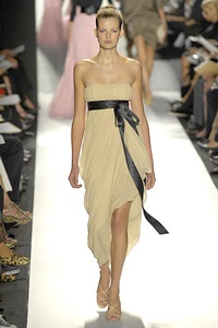 Micheal Kors: Sức hút mang phong cách sexy - 26