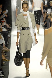 Micheal Kors: Sức hút mang phong cách sexy - 35