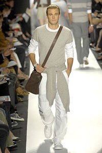 Micheal Kors: Sức hút mang phong cách sexy - 40