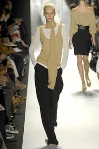 Micheal Kors: Sức hút mang phong cách sexy - 4