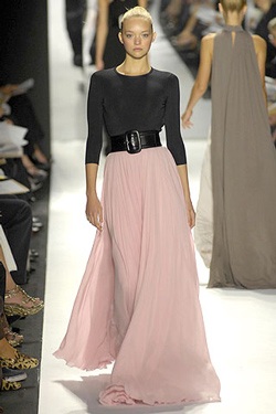 Micheal Kors: Sức hút mang phong cách sexy - 41