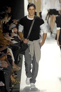 Micheal Kors: Sức hút mang phong cách sexy - 8