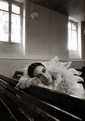 Người phụ nữ có sức cám dỗ chết người - 3