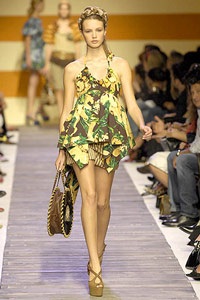 Moschino Cheap & Chic: Quyến rũ tuổi 20 - 12