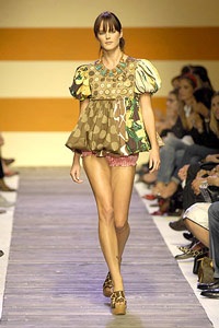 Moschino Cheap & Chic: Quyến rũ tuổi 20 - 13